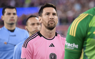 Lionel Messi erzielte 2 Tore und füllte das Stadion bis auf den letzten Platz!